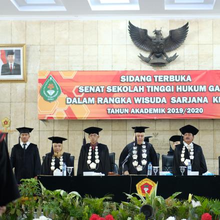 WISUDA KE XIV TAHUN 2019